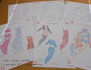 Drekki paper dolls and clothes